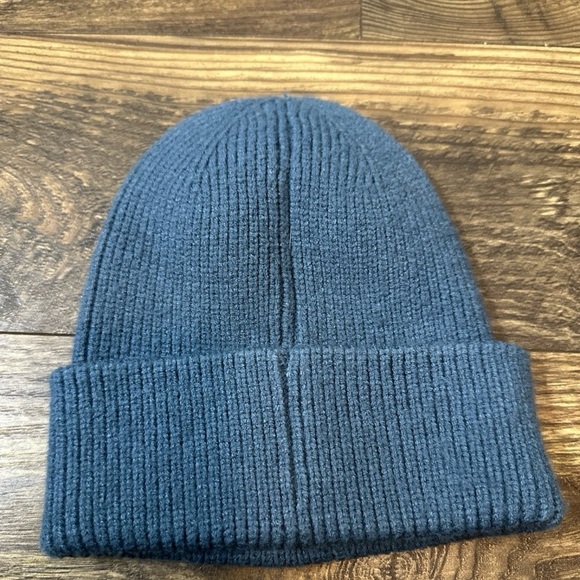 Hogwarts Logo Knit Cuff Beanie Hat Cap Youth - Picture 2 of 4